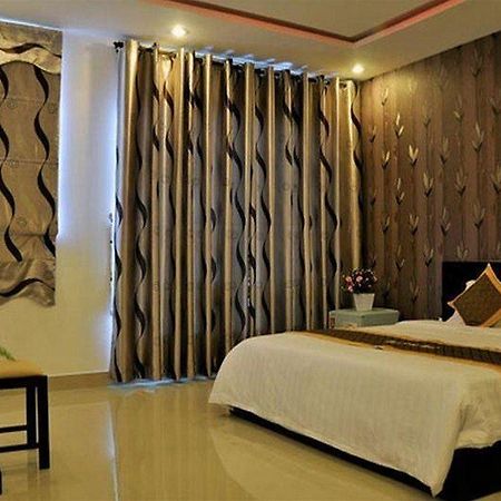 Manh Cuong Hotel ダナン市 エクステリア 写真