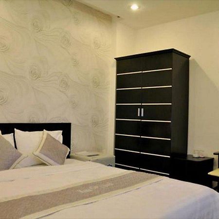Manh Cuong Hotel ダナン市 エクステリア 写真
